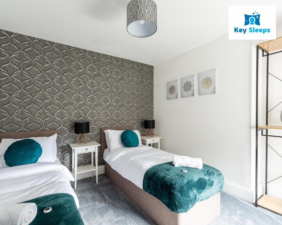 Five Bedroom Spacious Modern House By Keysleeps Short Lets Workington Lake District Beach Екстериор снимка