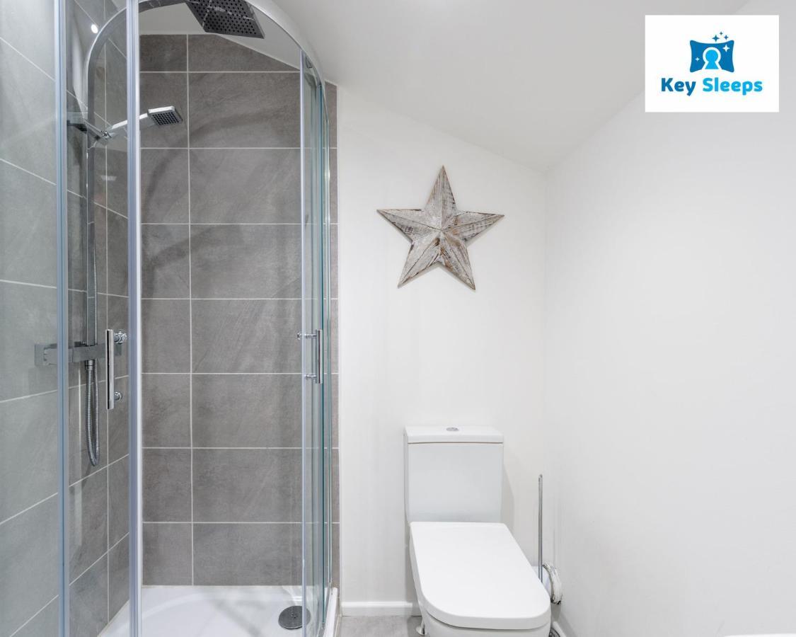 Five Bedroom Spacious Modern House By Keysleeps Short Lets Workington Lake District Beach Екстериор снимка